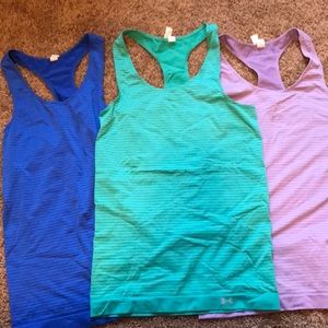 Under Armour Tank Tops- Set of 3